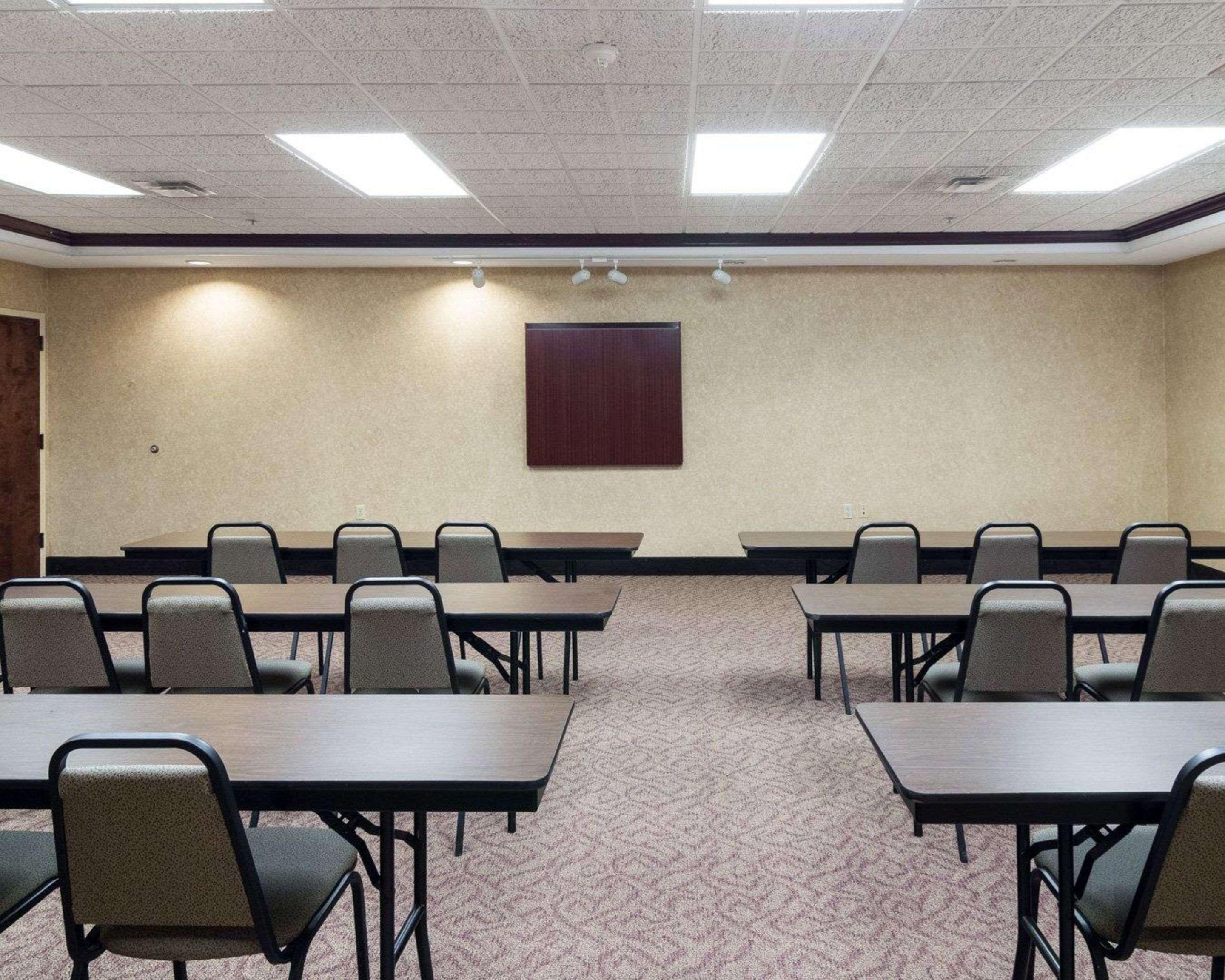 Quality Suites Midland North Loop 250 Eksteriør billede